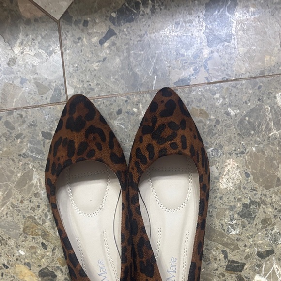 Bella Marie Leopard Print Flats - Picture 2 of 5